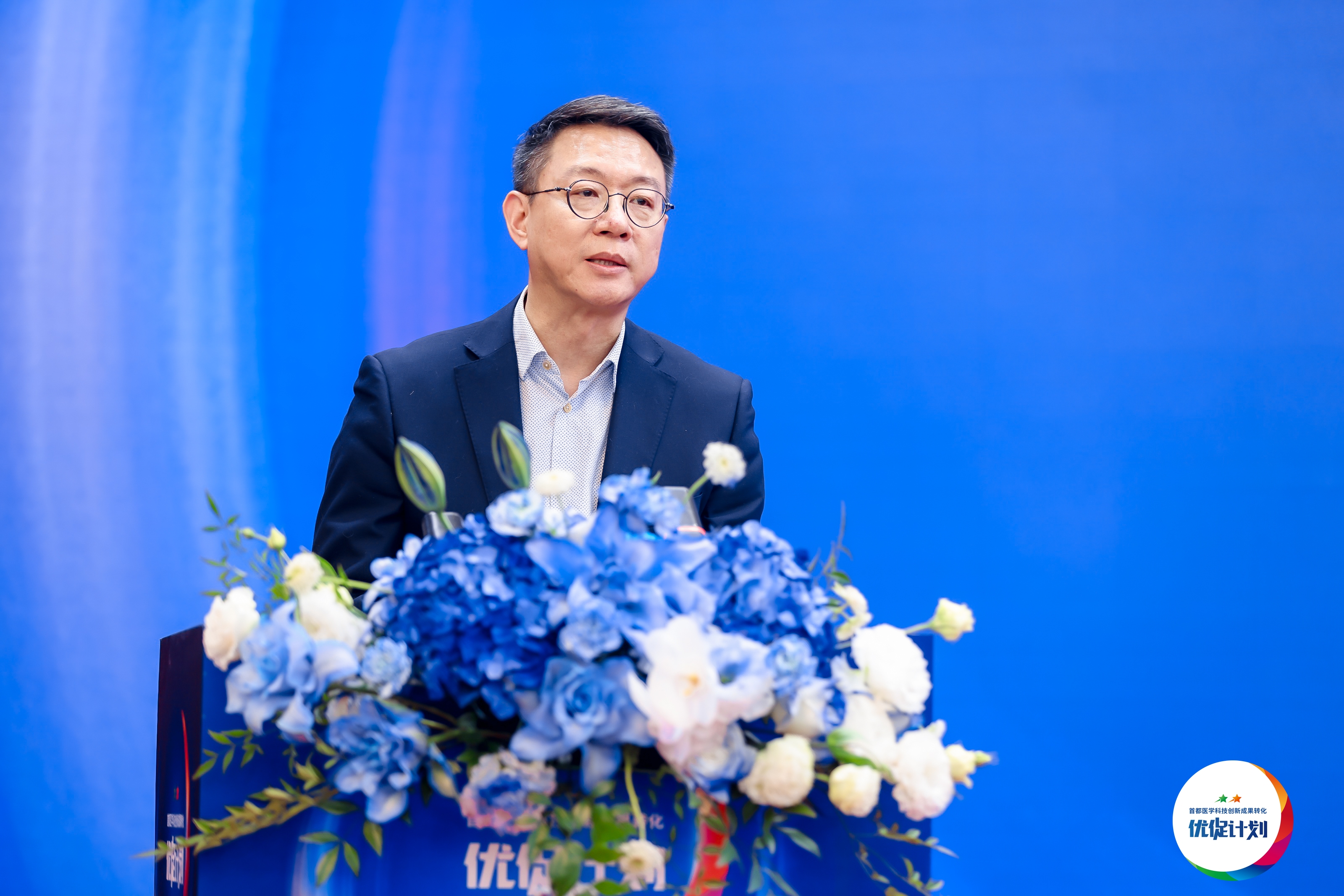 久久久www成人免费无遮挡大片